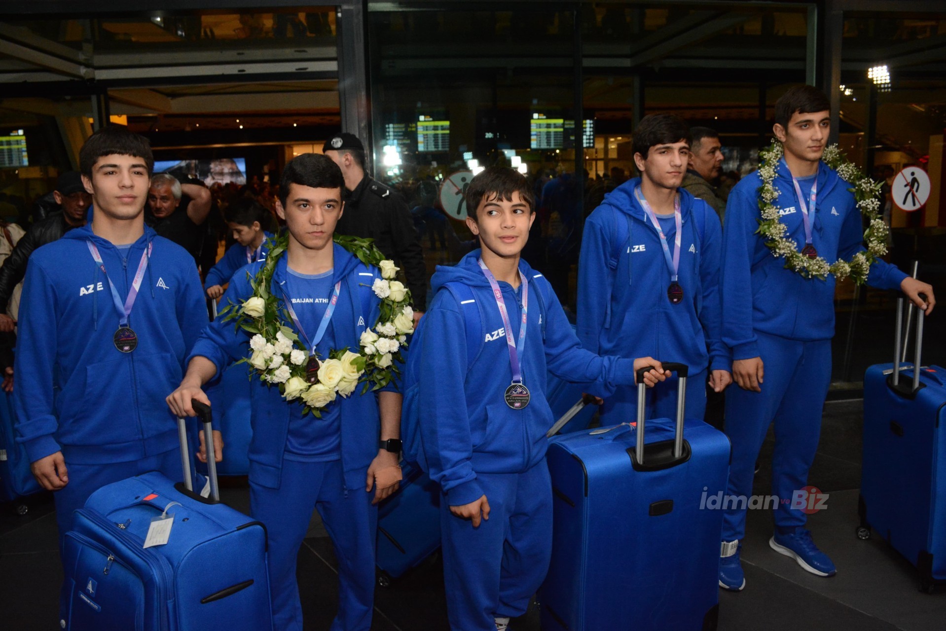 Gimnaziadada 85 medal qazanan Azərbaycan idmançıları Vətənə qayıdıblar - FOTO