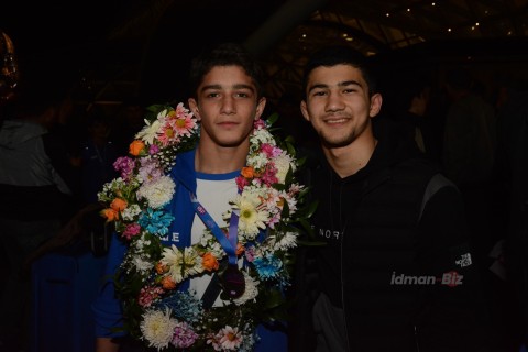 Gimnaziadada 85 medal qazanan Azərbaycan idmançıları Vətənə qayıdıblar - FOTO