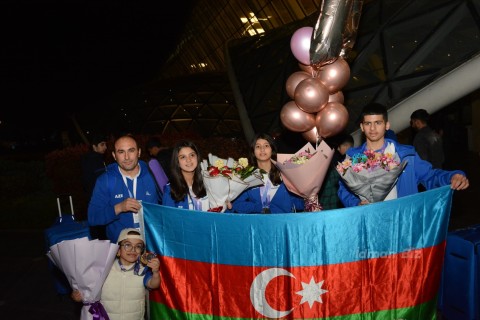 Gimnaziadada 85 medal qazanan Azərbaycan idmançıları Vətənə qayıdıblar - FOTO