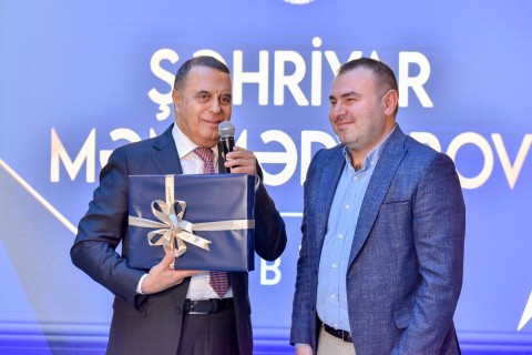 Faig Hasanov makes history as Guinness World Record holder - PHOTO