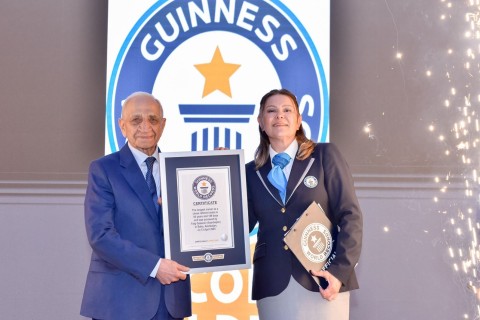Faig Hasanov makes history as Guinness World Record holder - PHOTO