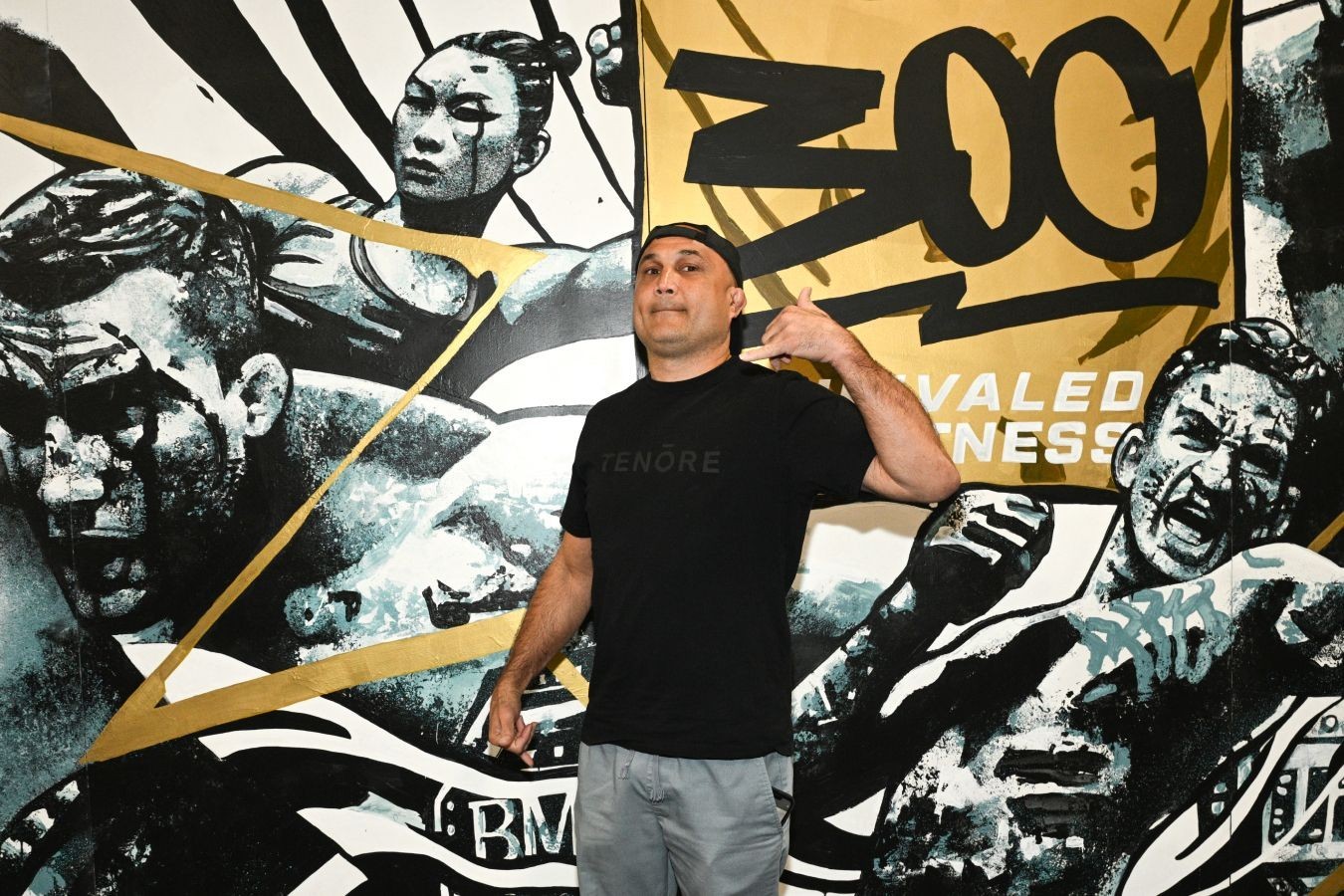 Экс-чемпион UFC против рептилоидов: "Членов моей семьи подменили агенты правительства"