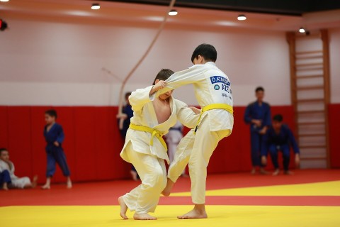 60 judokas take belt rank exams - PHOTO
