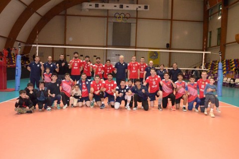 “Murov” və “Azərreyl”dən asan qələbələr - FOTO