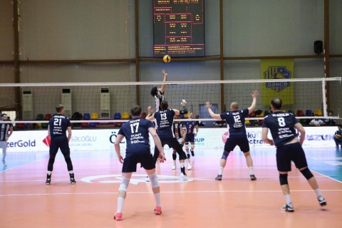 “Murov” və “Azərreyl”dən asan qələbələr - FOTO