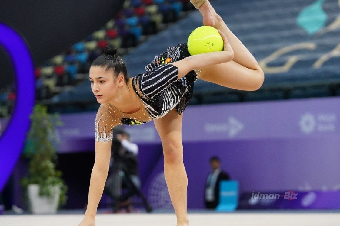 Raffaeli takes lead at Baku World Cup – UPDATED – PHOTO