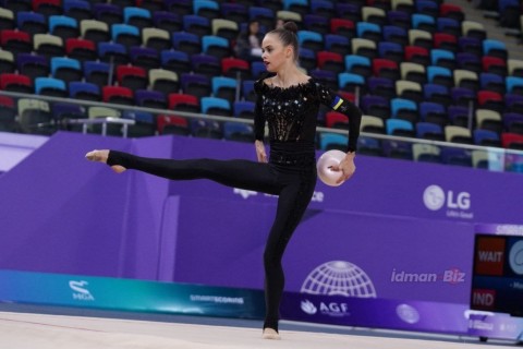 Raffaeli takes lead at Baku World Cup – UPDATED – PHOTO