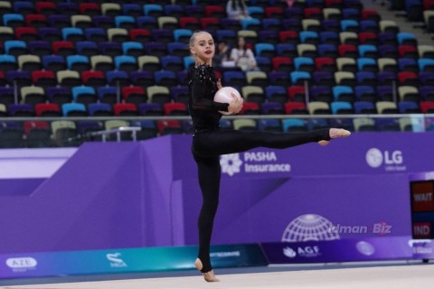 Raffaeli takes lead at Baku World Cup – UPDATED – PHOTO