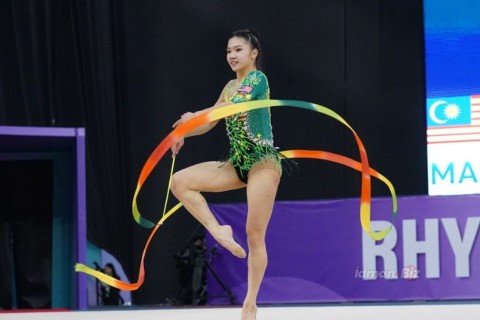First medals to be awarded today at the Rhythmic Gymnastics World Cup in Baku - PHOTO