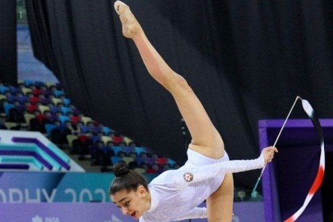 First medals to be awarded today at the Rhythmic Gymnastics World Cup in Baku - PHOTO
