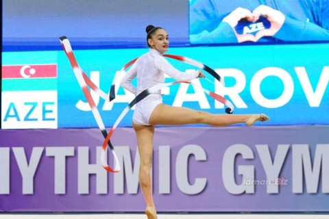 First medals to be awarded today at the Rhythmic Gymnastics World Cup in Baku - PHOTO