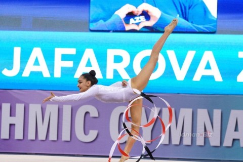 First medals to be awarded today at the Rhythmic Gymnastics World Cup in Baku - PHOTO