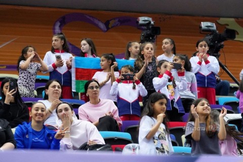 First medals to be awarded today at the Rhythmic Gymnastics World Cup in Baku - PHOTO