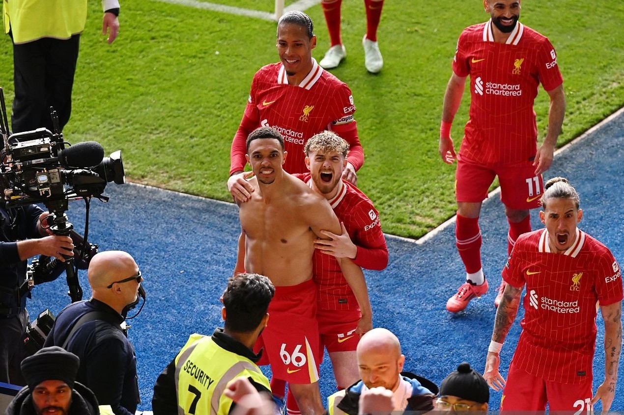"Liverpul" qalib gəlib - növbəti qələbə və ya "Arsenal"ın məğlubiyyəti "qırmızılar"ı çempion edəcək - VİDEO
