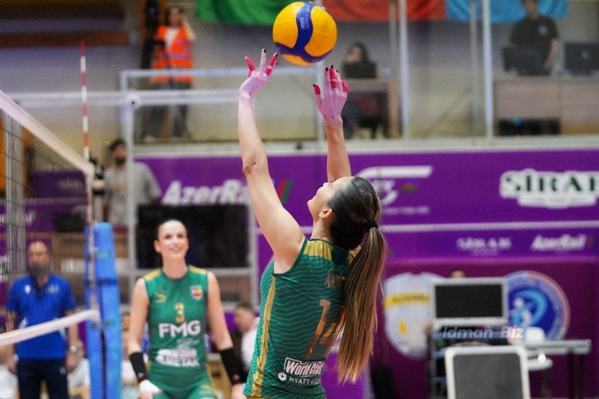 Çempion finala məğlubiyyətlə başlayıb - FOTO