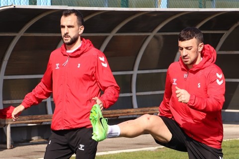Həsənalızadə və Kuzmanoviç "Qarabağ"la oyuna hazırlaşırlar