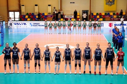 Çempion finala məğlubiyyətlə başlayıb - FOTO