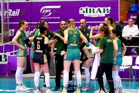 Çempion finala məğlubiyyətlə başlayıb - FOTO