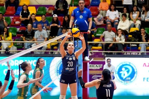 Çempion finala məğlubiyyətlə başlayıb - FOTO