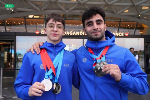 Добившиеся успеха на чемпионате Европы азербайджанские гимнасты вернулись на родину - ФОТО - ВИДЕО