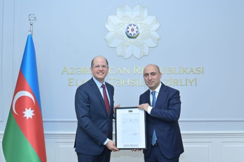 Emin Əmrullayev FIBA-nın baş katibi ilə görüşüb - FOTO