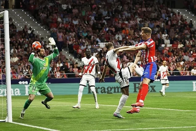 Atletico secure 3 points with 3 goals