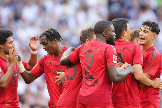 "Bavariya" çempionluğun bir addımlığında, "Ayntraxt"dan darmadağın - VİDEO