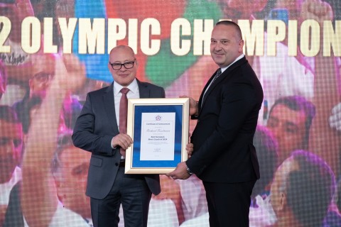 Hidayət Heydərov Avropanın ən yaxşı cüdoçusu mükafatını alıb - FOTO