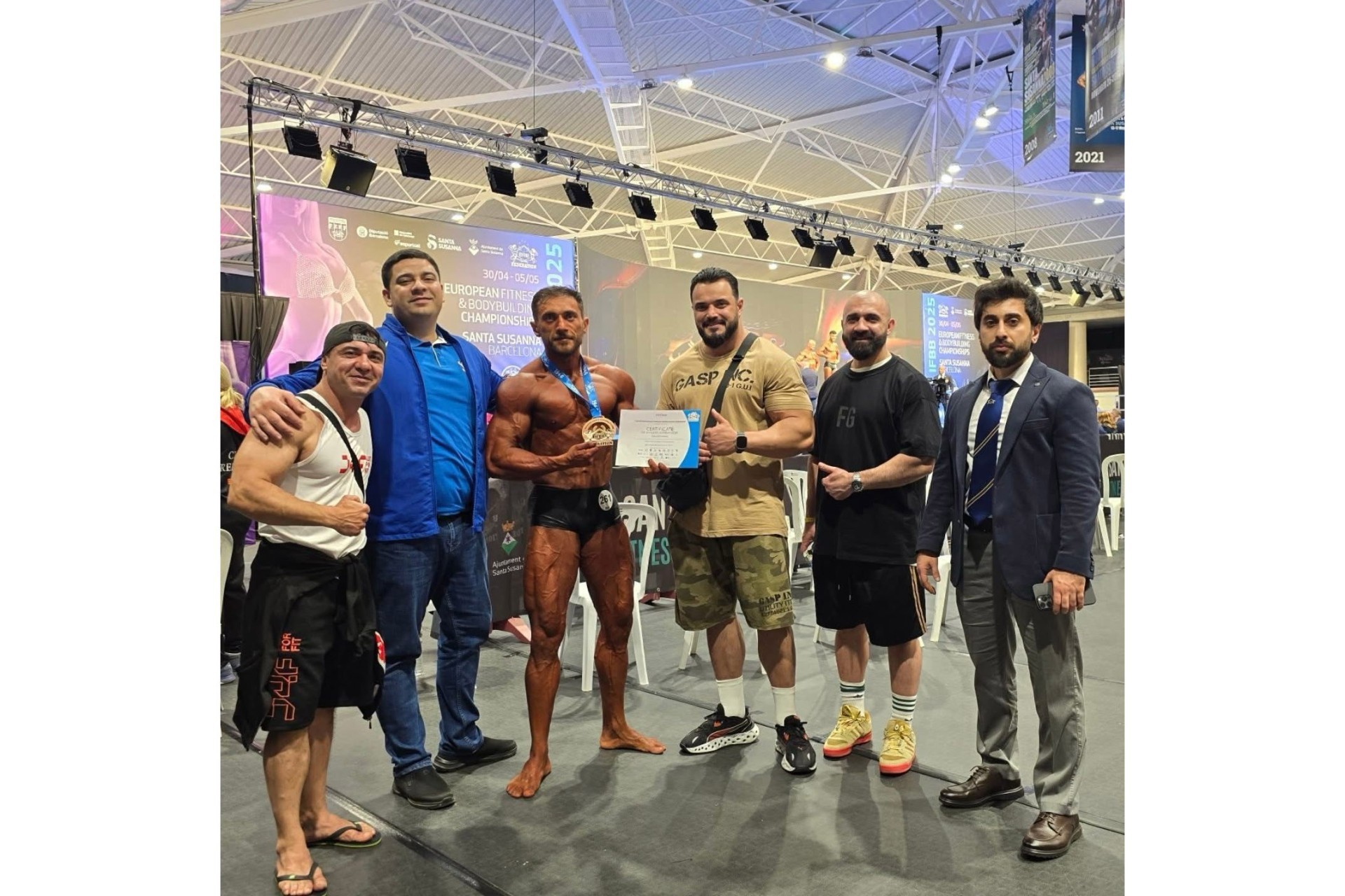 Азербайджанские бодибилдеры начали чемпионат Европы с двойной победы - ФОТО