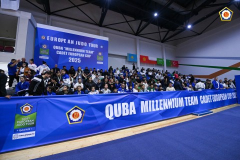 Yığmamız Avropa Kubokunun ilk günündə 12 medal qazanıb - FOTO