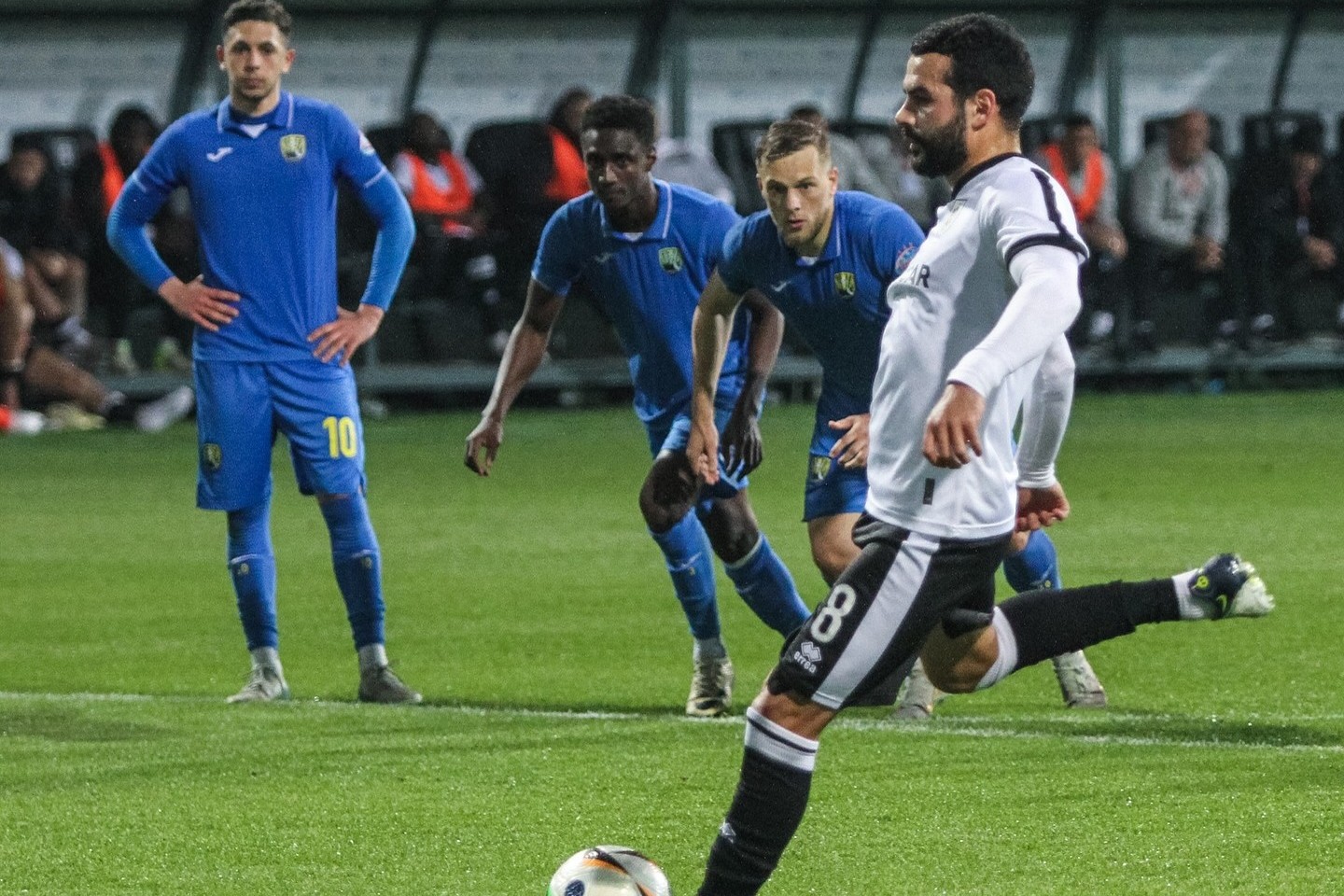 Emin Mahmudov scores 60th goal for Neftchi, matches Kazbek Tuayev’s record