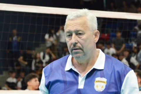 “Azərreyl” baş məşqçisi ilə müqaviləni yeniləyib