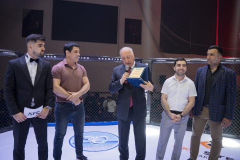 Sumqayıtda 11 döyüş - FOTO