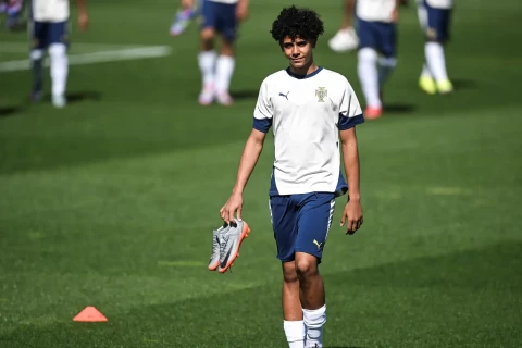 Сын Роналду дебютирует за сборную Португалии U15 в бутсах от отца и Мбаппе