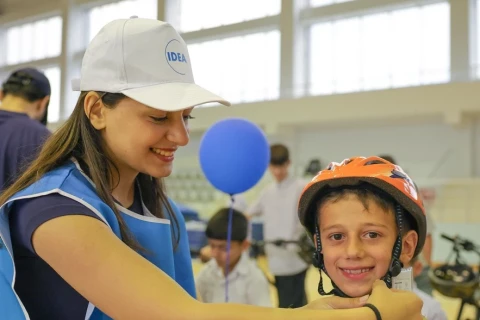 Leyla Əliyevanın təşəbbüsü ilə regionlarda yaşayan uşaq və yeniyetmələrə velosipedlər hədiyyə olunub - FOTO