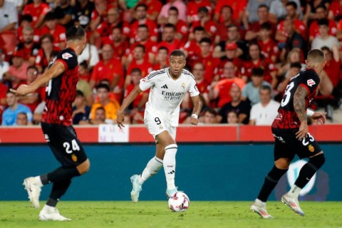 Kilian Mbappedən debüt rekordu