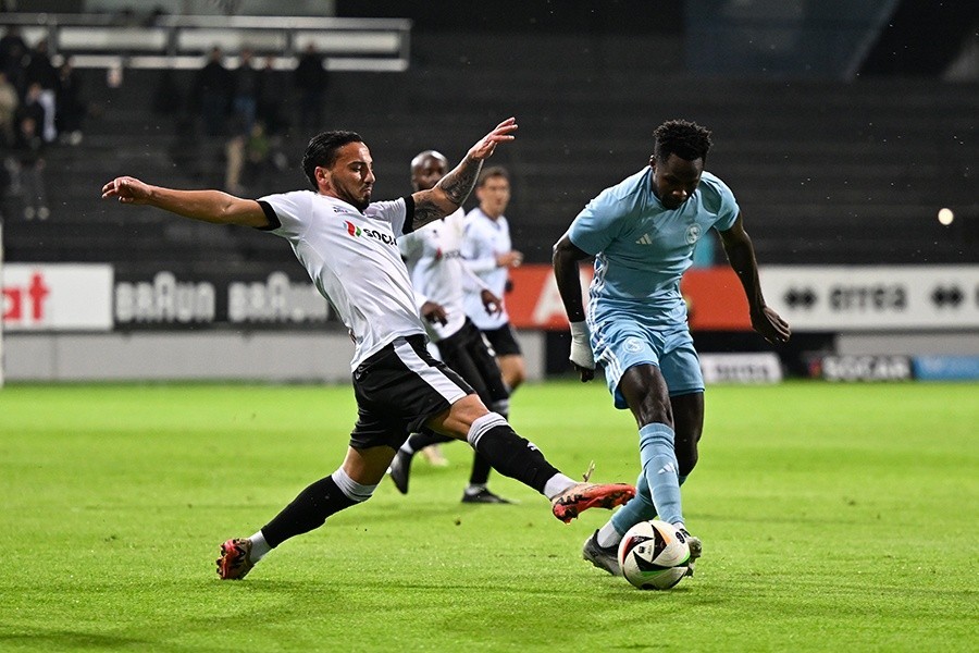 “Neftçi” “Səbail”ə, “Qarabağ” “Kəpəz”ə qarşı