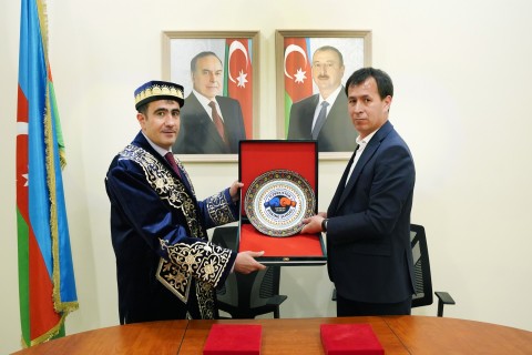 Azərbaycan Boks Federasiyası ilə Özbəkistanın Boks Akademiyası arasında Anlaşma Memorandumu imzalanıb - FOTO