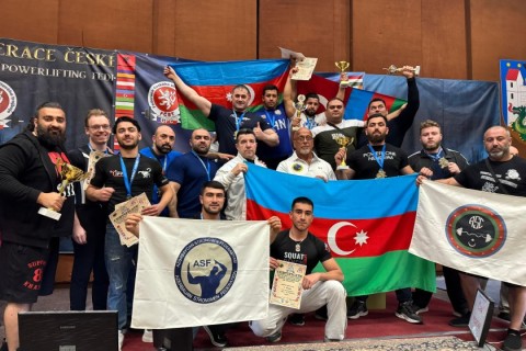 Yığmamız Avropa çempionatında uğurlu çıxış edib - FOTO