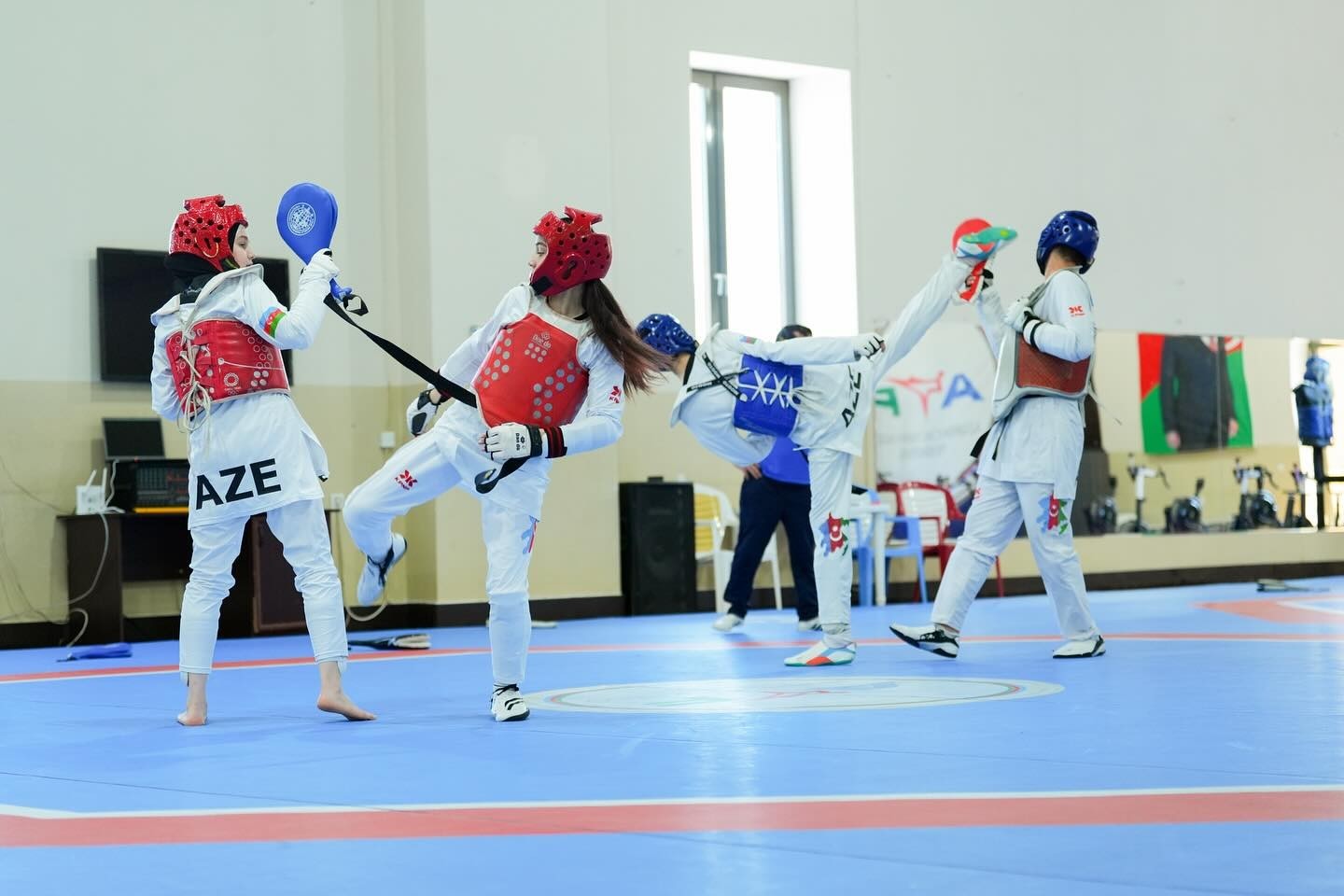 Gənc taekvondoçuların hazırlığı start götürüb - FOTO
