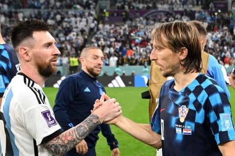 Modriç və Messi eyni komandada?