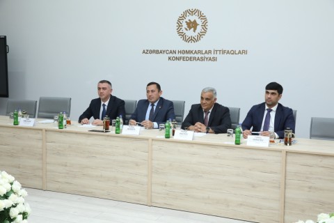 Meeting held to discuss cooperation between AHITA and Azerbaijan Cycling Federation — PHOTO