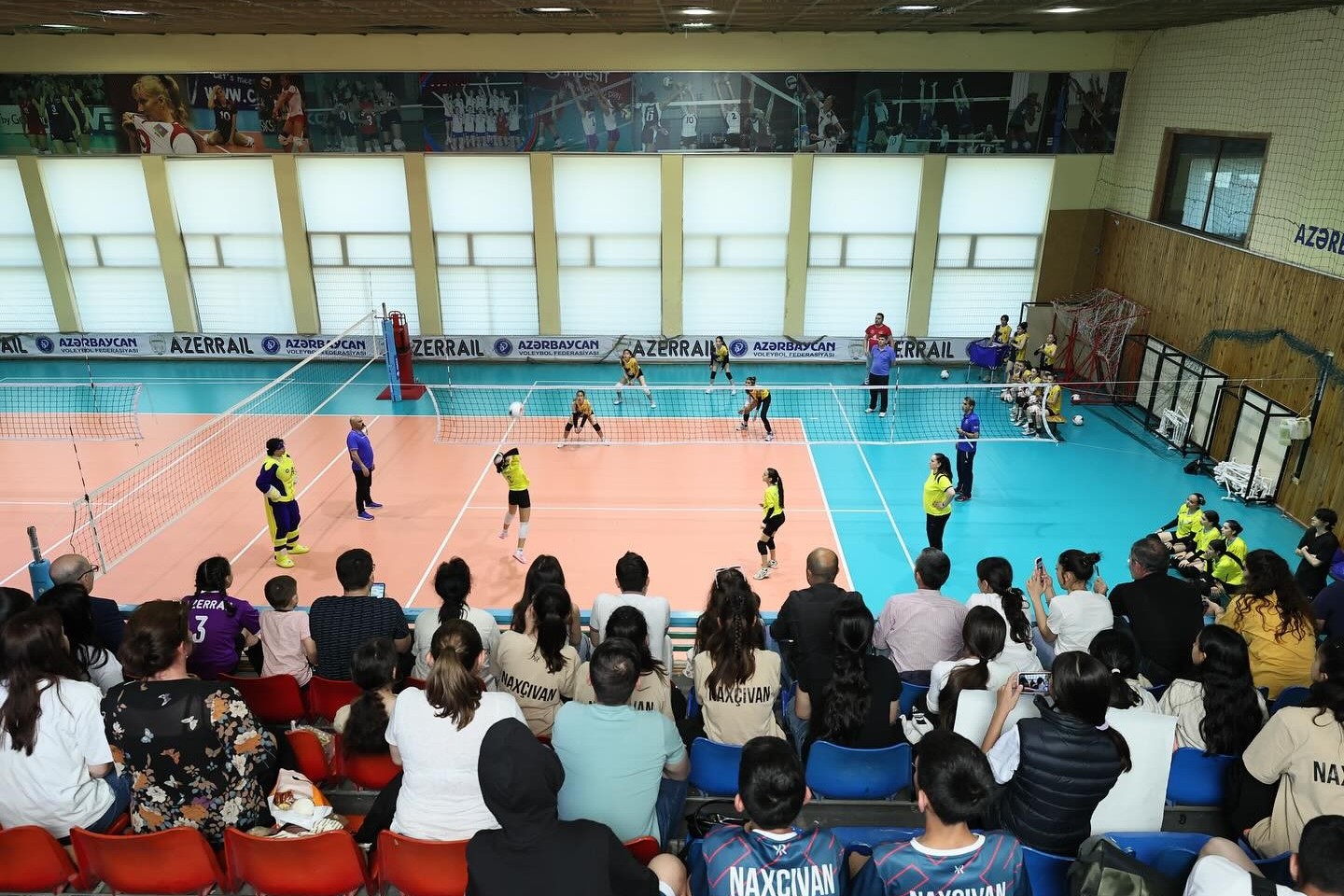 14 yaşadək voleybolçuların Azərbaycan birinciliyində qaliblər bəlli olub