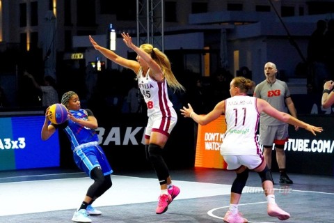 Millimiz pley-offdan kənarda - YENİLƏNİB - FOTO