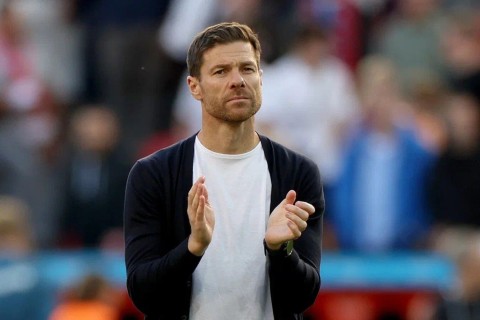 Xabi Alonso rəsmən "Real"da