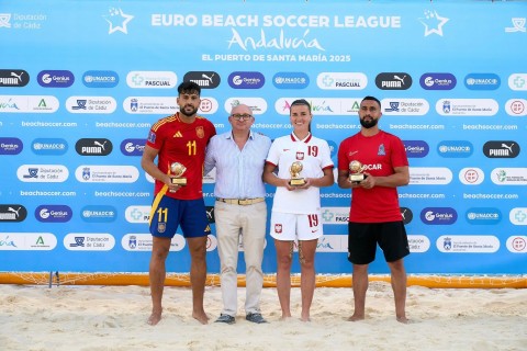 Azerbaijan beach soccer star named Best Player of European Qualifier – PHOTO