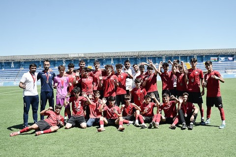 AFFA U-15 Liqasının qalibləri mükafatlandırılıb - FOTO