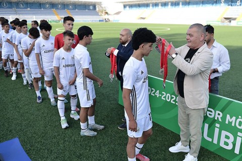 AFFA U-15 Liqasının qalibləri mükafatlandırılıb - FOTO