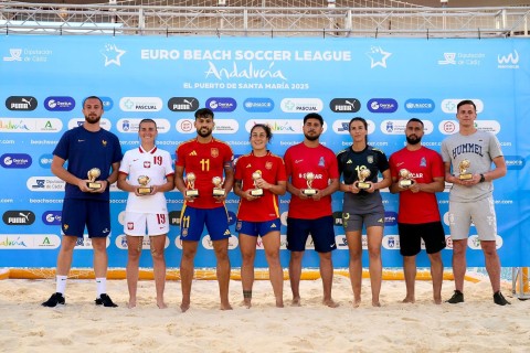 Azerbaijan beach soccer star named Best Player of European Qualifier – PHOTO
