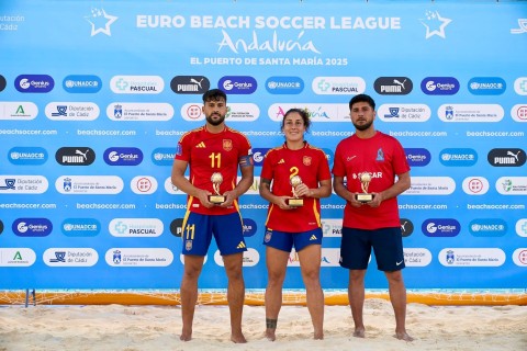 Azerbaijan beach soccer star named Best Player of European Qualifier – PHOTO
